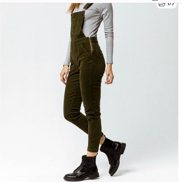 Sky and Sparrow Other - Sky and Sparrow Olive Corduroy Overalls